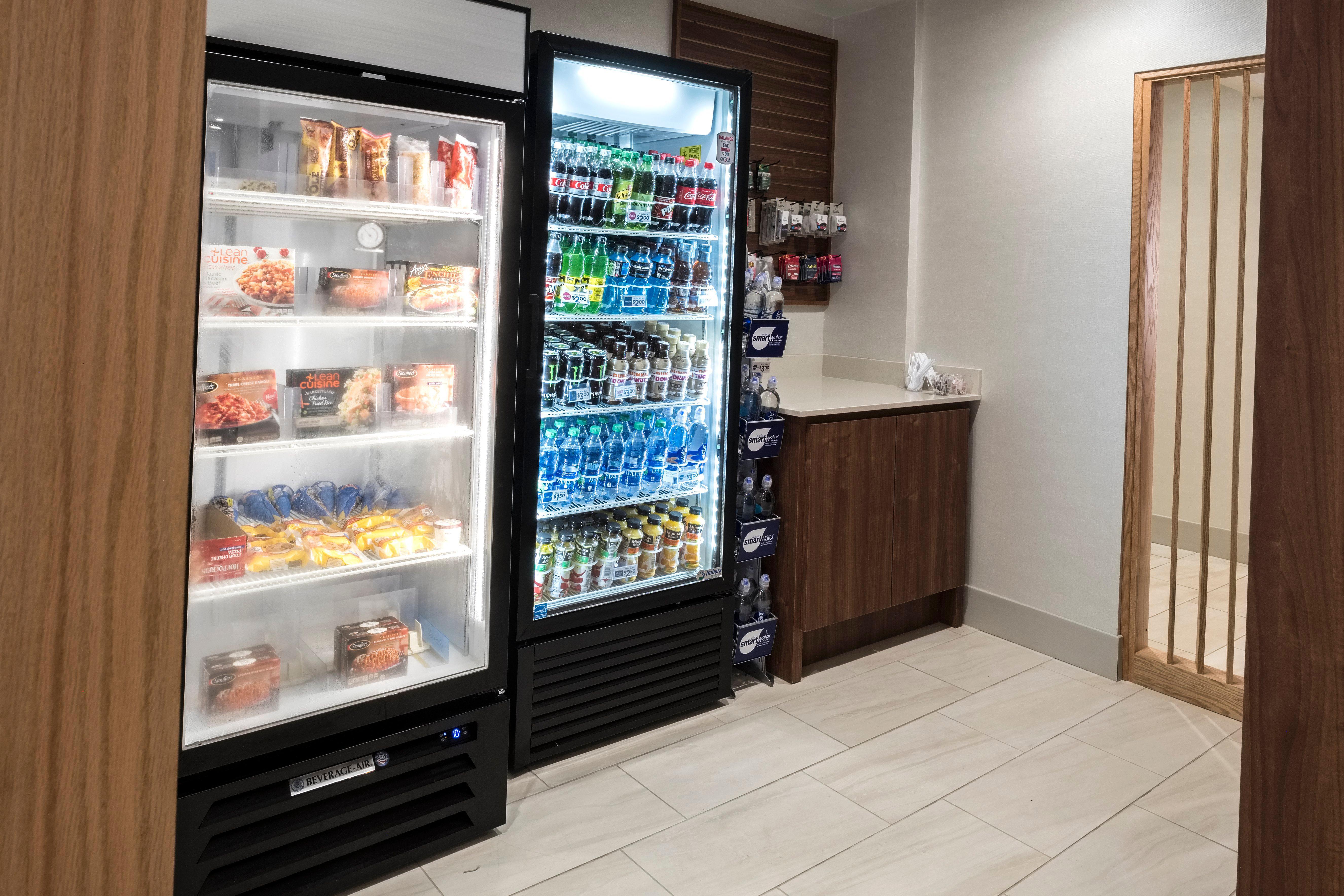 Holiday Inn Express & Suites - Commerce By Ihg Exterior photo